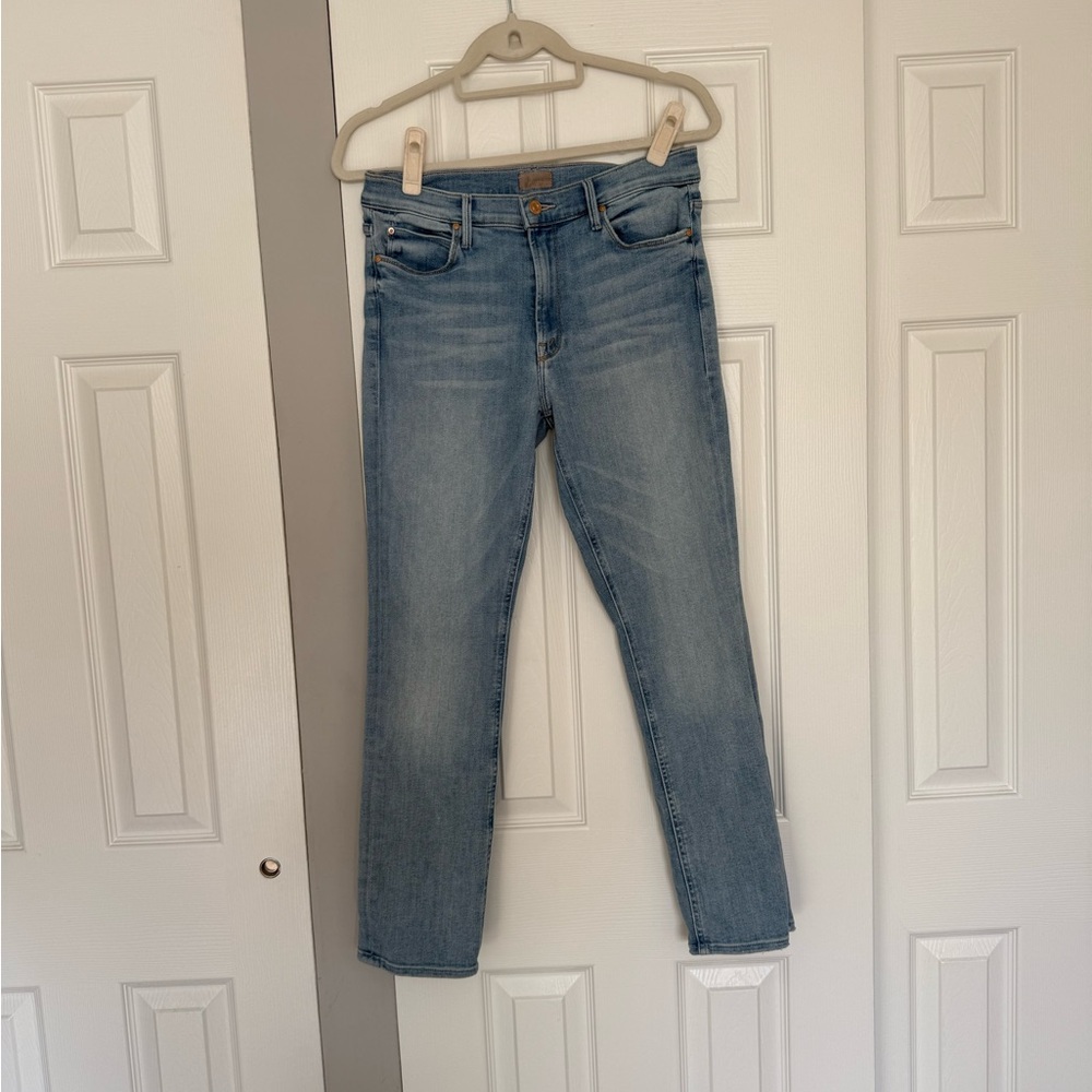 MOTHER Mid Rise Dazzler Flood Jeans - Picture 3 of 7